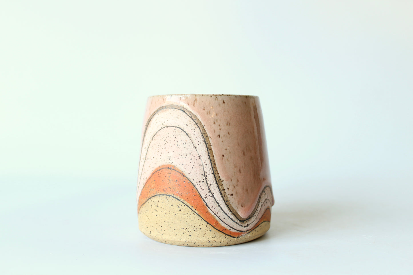 007. Pink Wave Mug - 17oz.