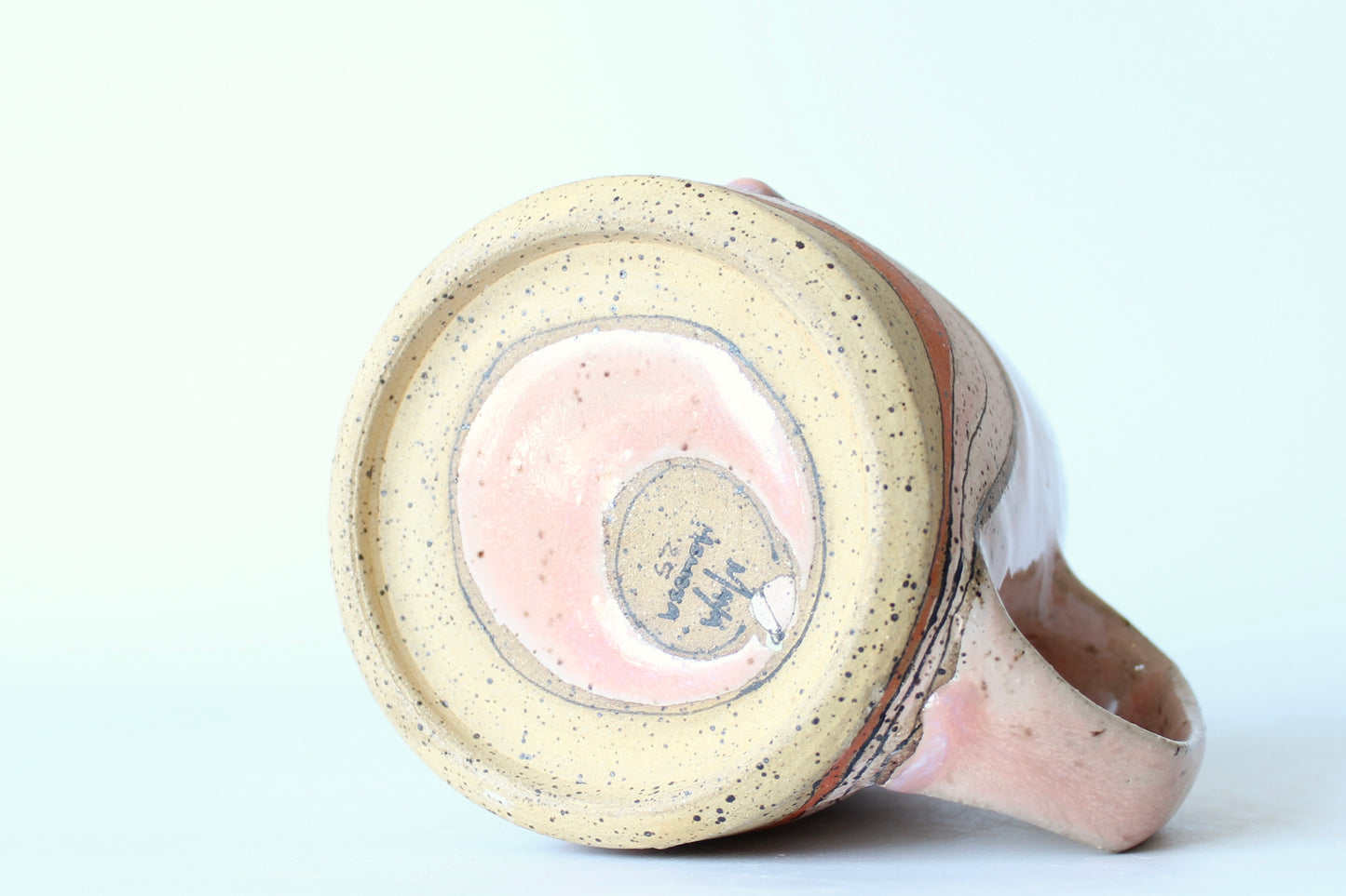 007. Pink Wave Mug - 17oz.