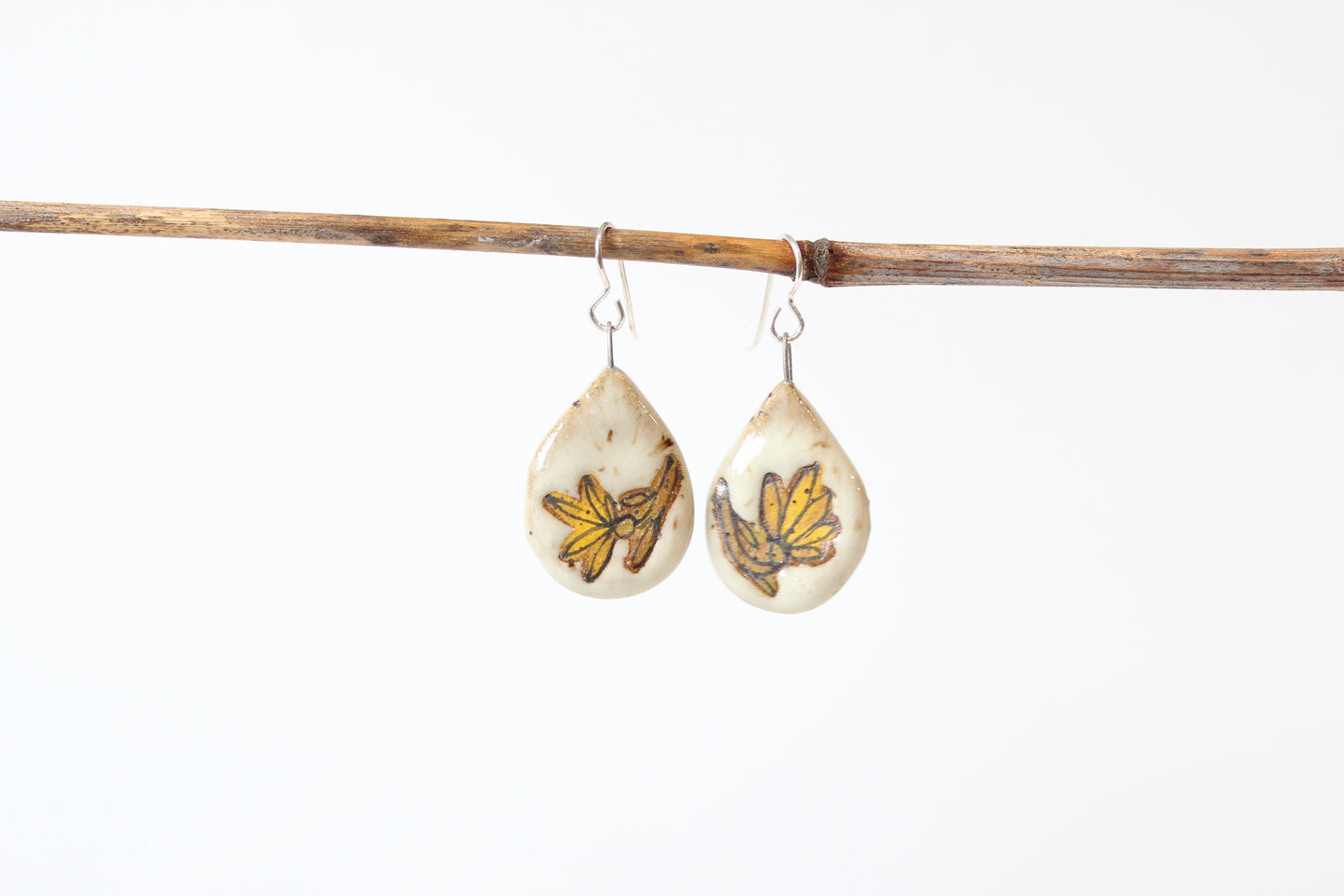 054. Yellow Flowers Disk Earrings - 1"