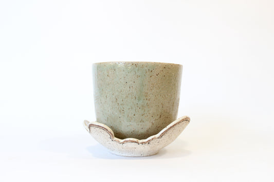043. Textured Cloud Planter with Tray- medium pot - 5''h x 6''w