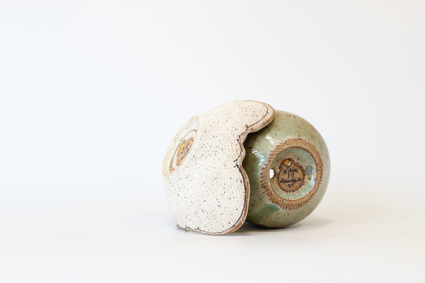 045. Textured Cloud Planter with Tray - small pot - 3.5''h x 4.5''w