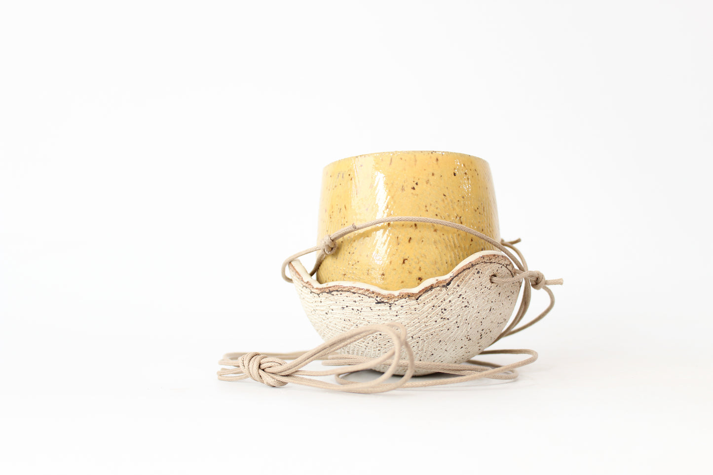 052. Textured Cloud Hanging Planter - Yellow - 3.5''h x 4''w