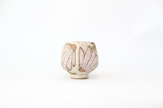 050. White Daisy Cup (no handle) - 11oz.