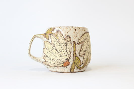 013. Yellow Coneflower Mug - 15oz.