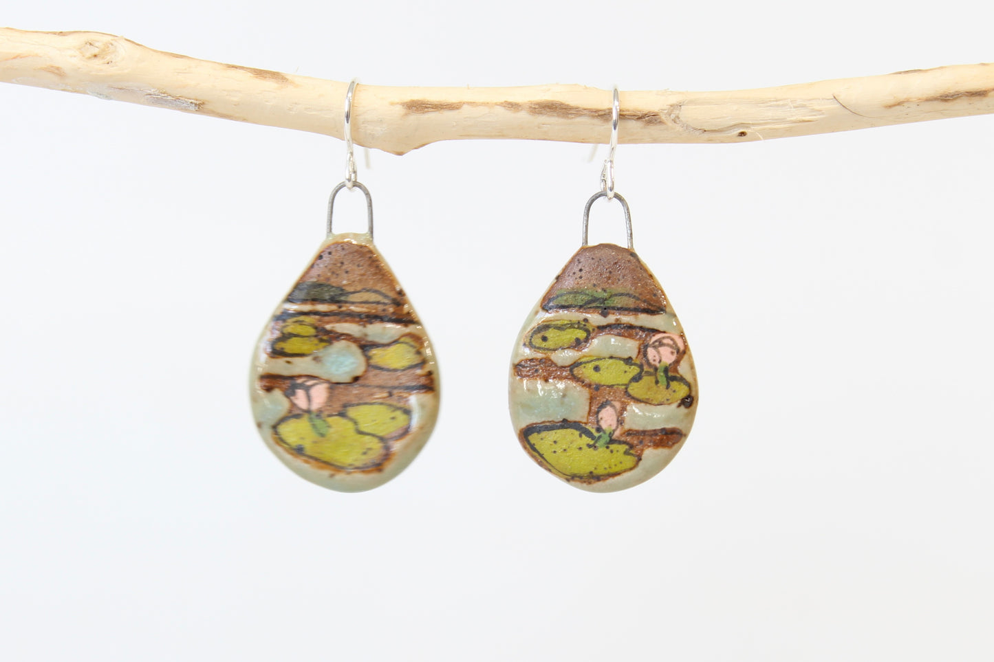 015. Lily Pad Flat Earrings. 1" x 1 1/4".