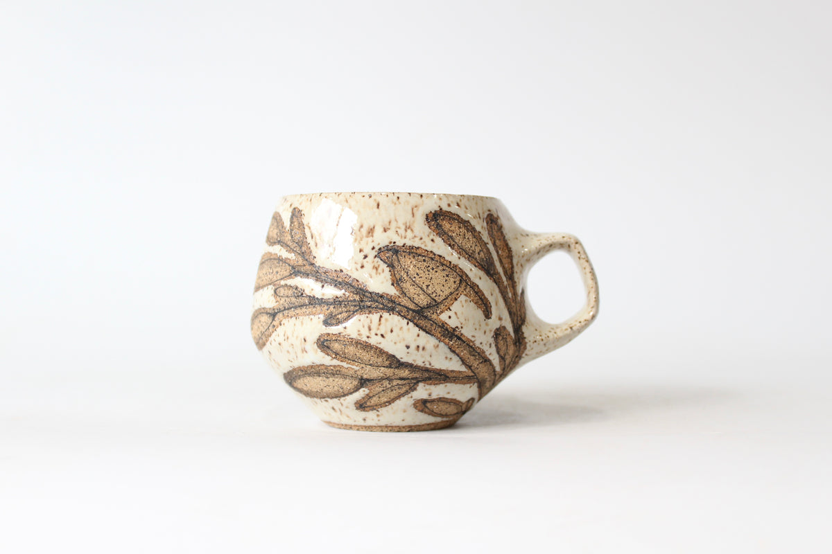 044. Bird Outline Mug - 10oz.