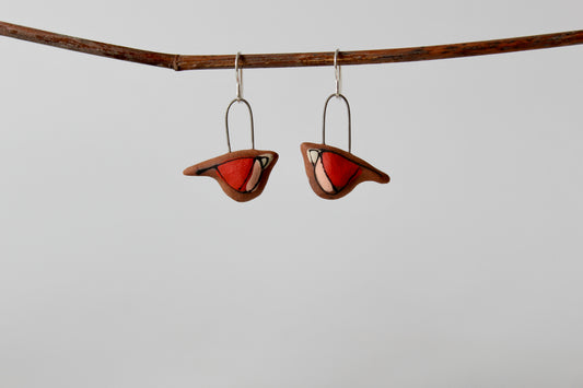 075. Red Bird Earrings 1"