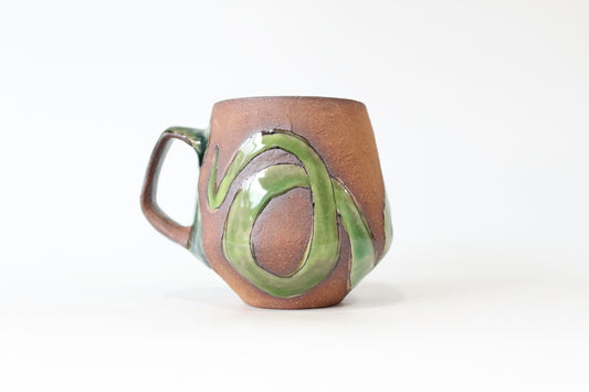 010. Snake Mug 17oz.