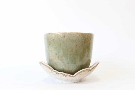 044. Textured Cloud Planter with Tray -Medium - 4.5''h x 5.75''w