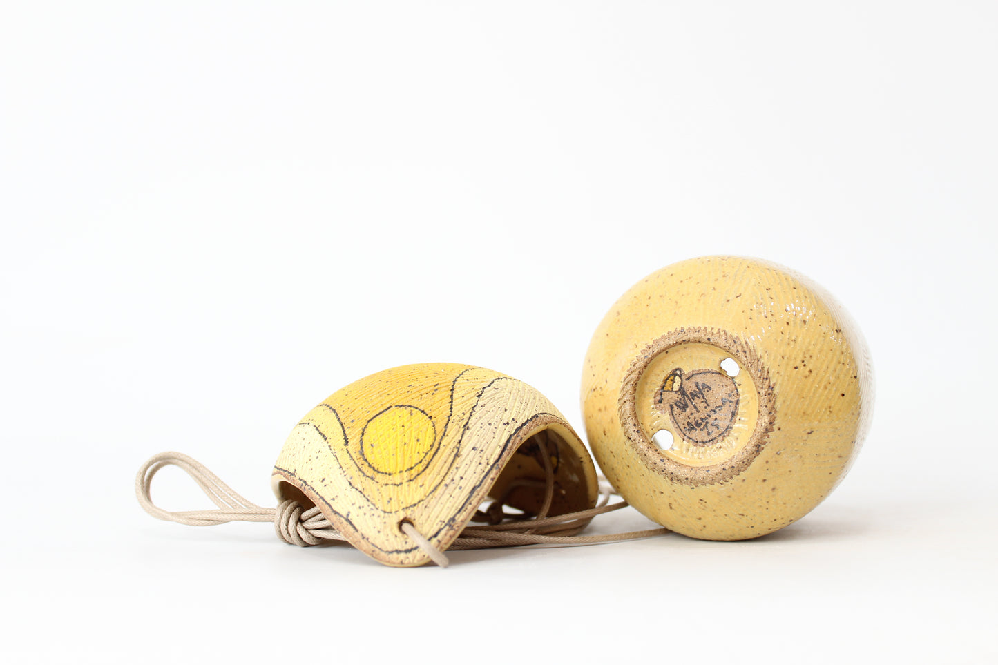 051. Textured Yellow Wave with Circles Planter - small pot - 3.5''h x 4''w