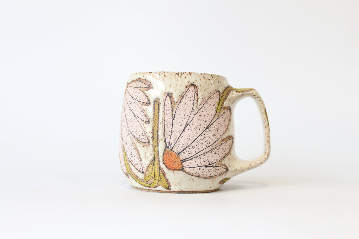 008. Pink Coneflower Mug - 17oz.