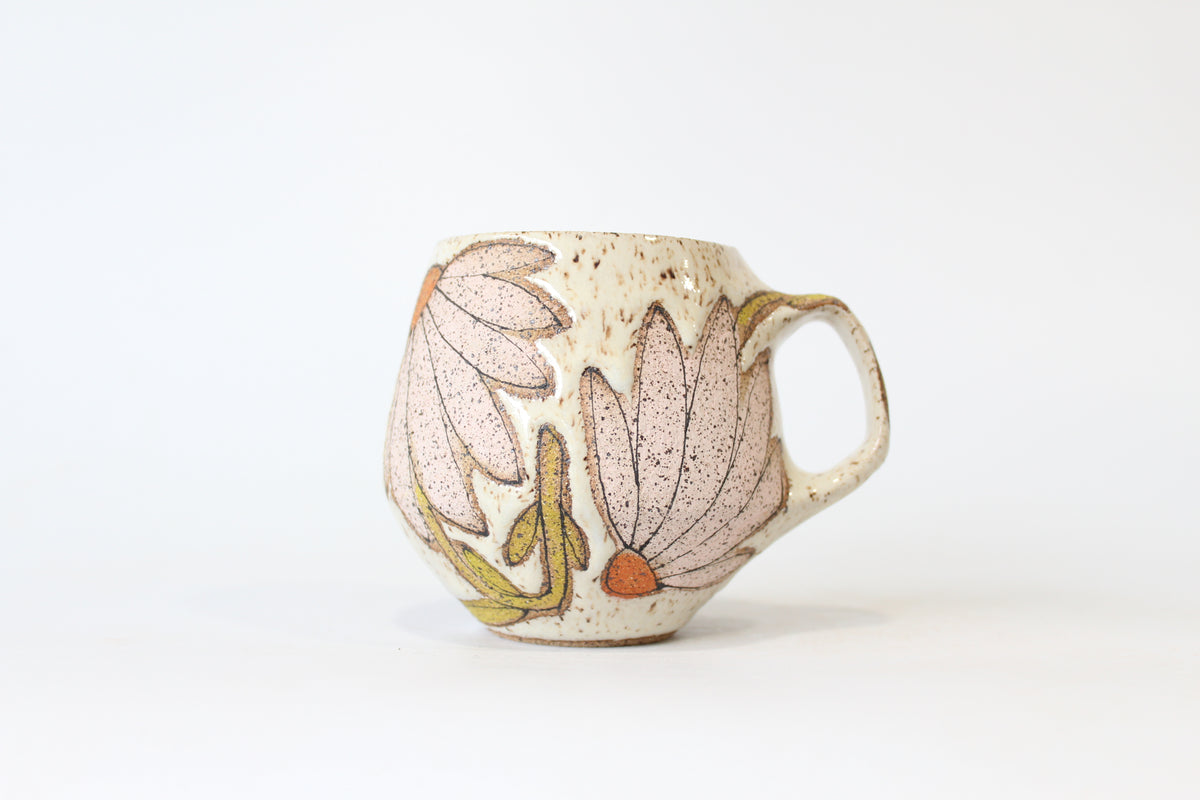 009. Pink Coneflower Mug - 16oz.
