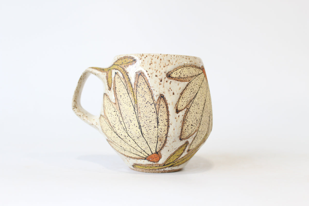 011. Yellow Coneflower Mug - 17oz.