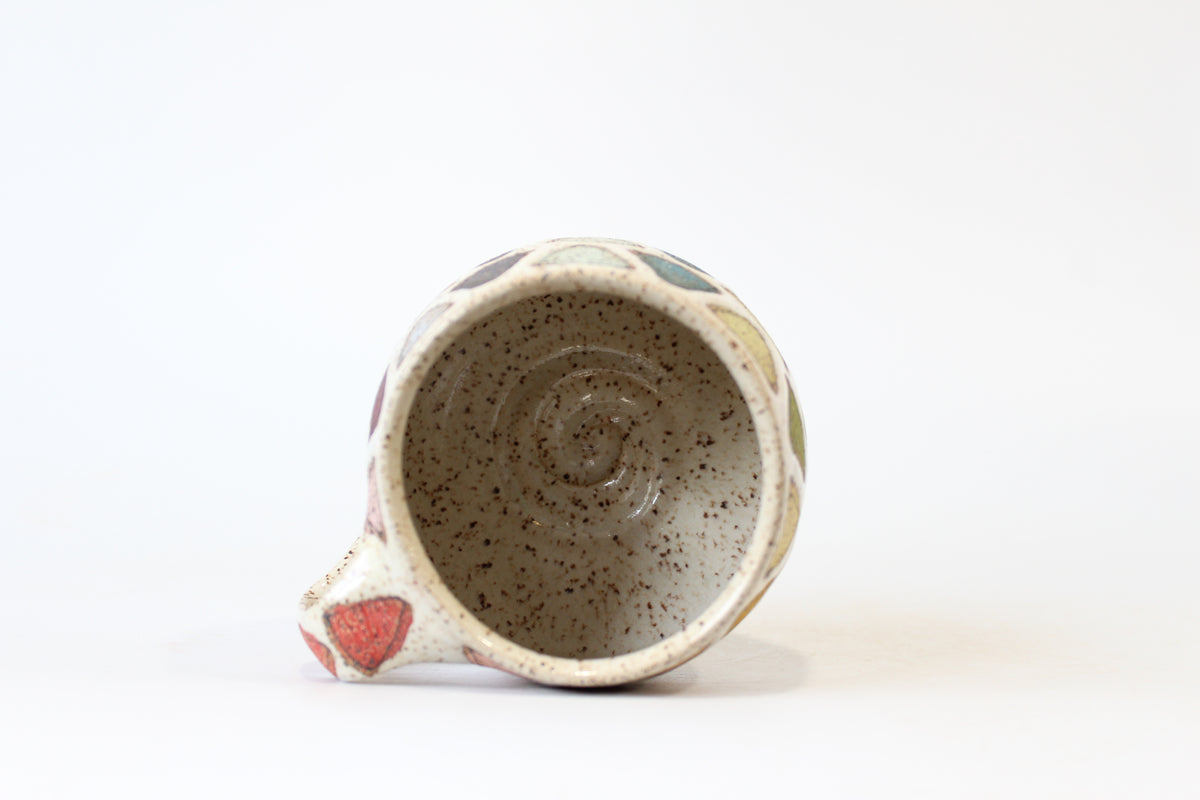 021. Rainbow Triangles Mug - 18oz.