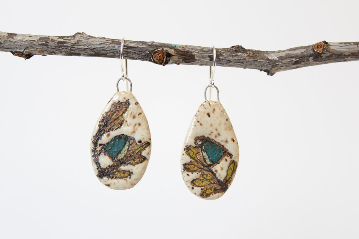 110. Teal Bird Disk Earrings - 1"