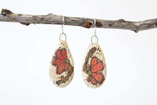 113. Red Flower Disk Earrings - 1"