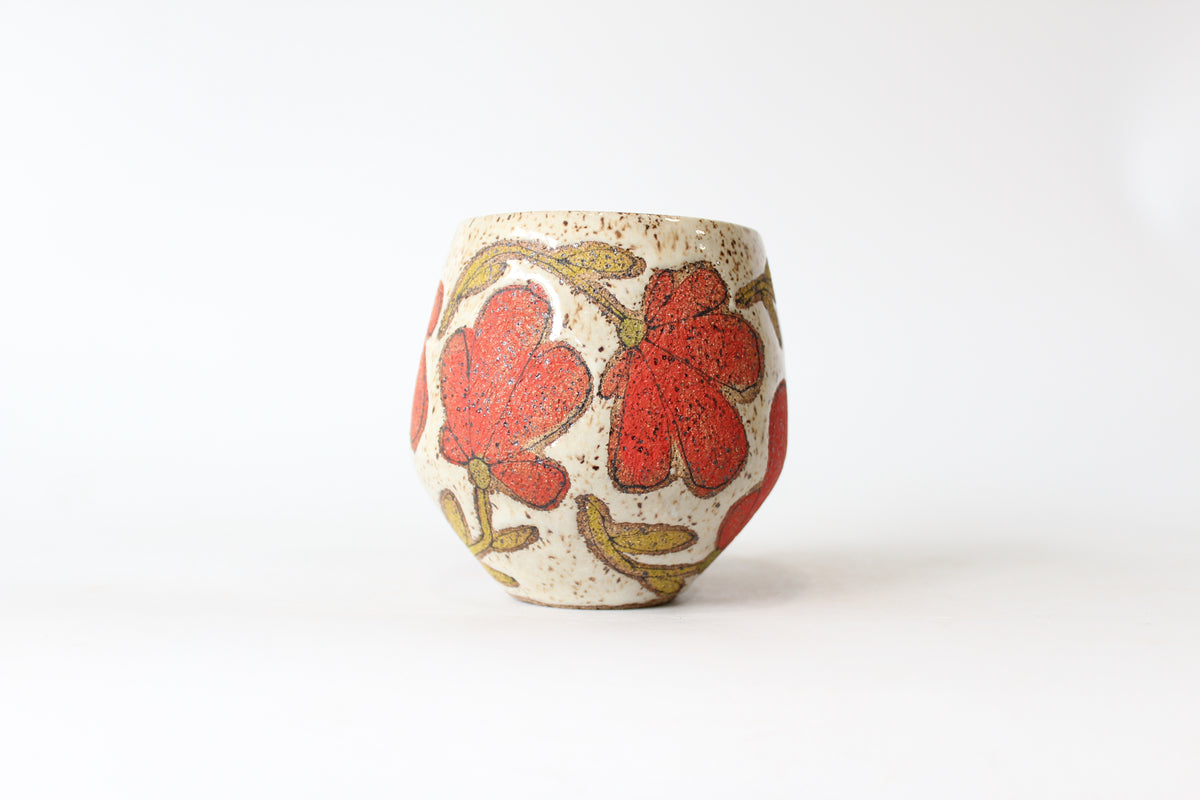 024. Red Flower Mug - 19oz.