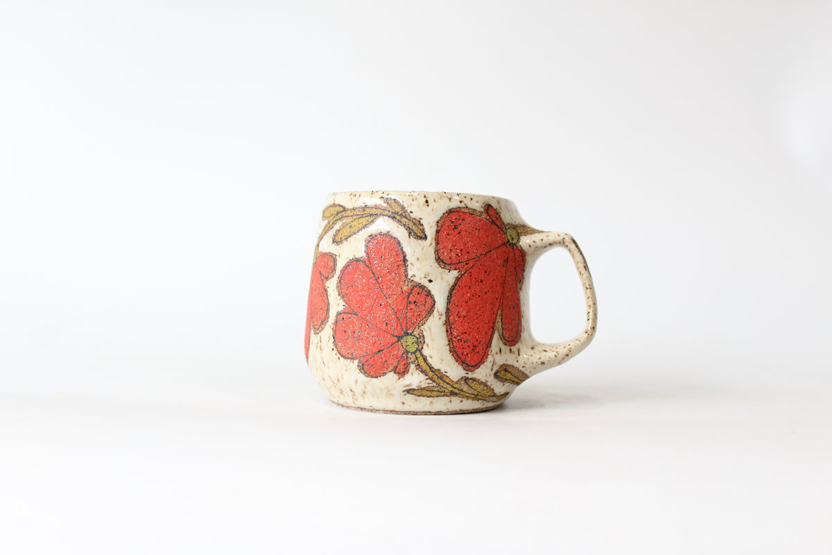025. Red Flower Mug - 15oz.