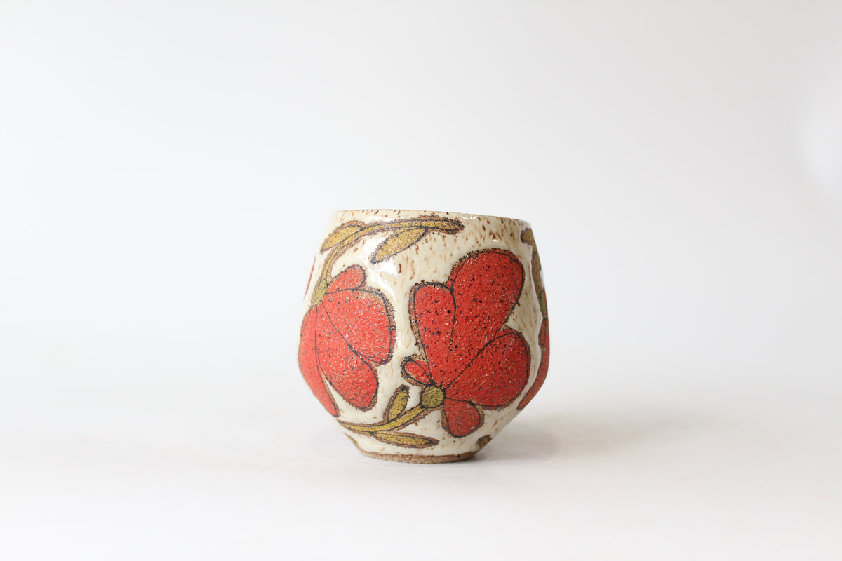 028. Red Flower Mug - 15oz.