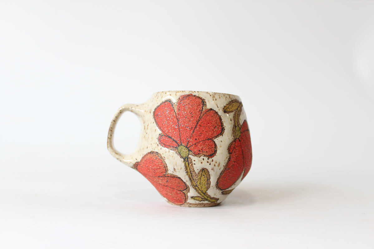 028. Red Flower Mug - 15oz.