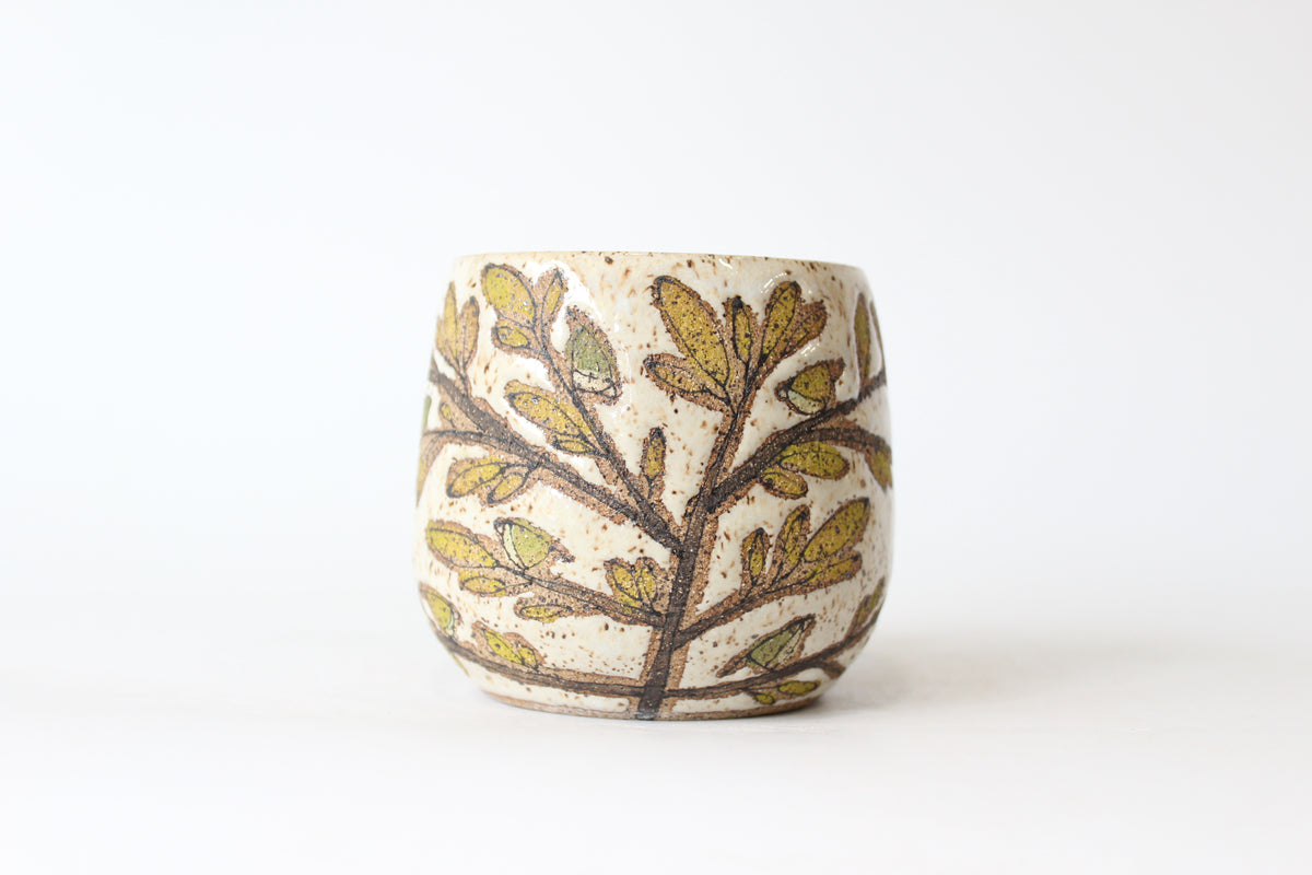 032. Tiny Blue and Green Birds Mug - 15oz.