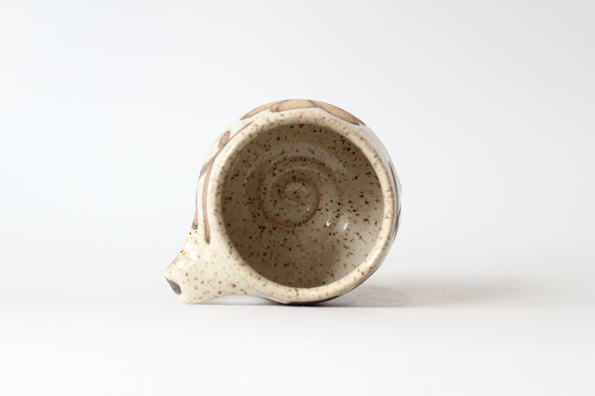 043. Flower Outline Mug - 12oz.