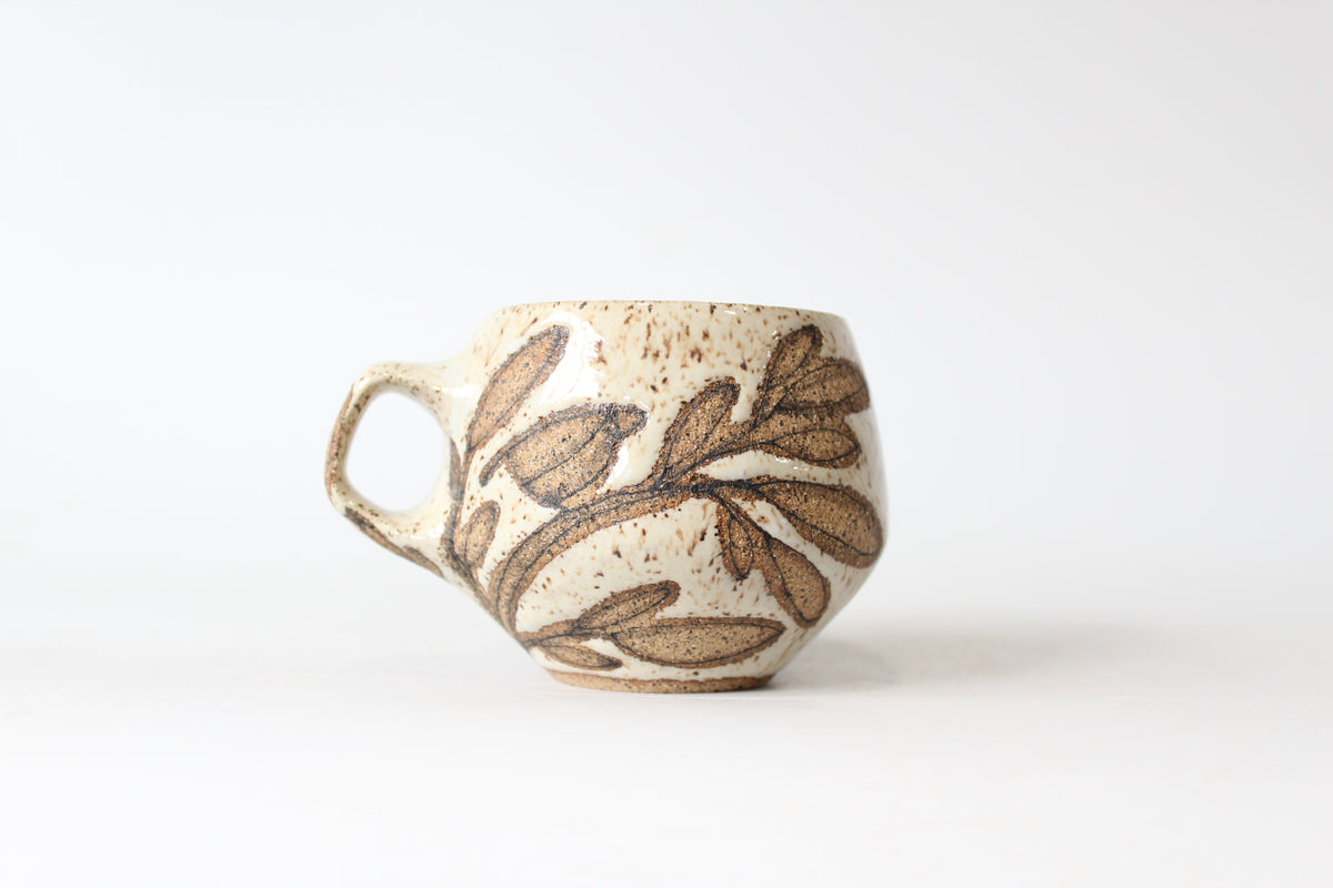 044. Bird Outline Mug - 10oz.