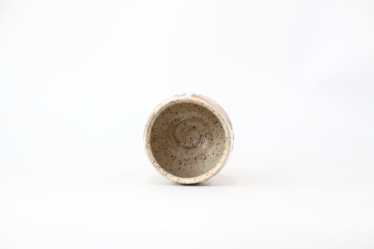 050. White Daisy Cup (no handle) - 11oz.