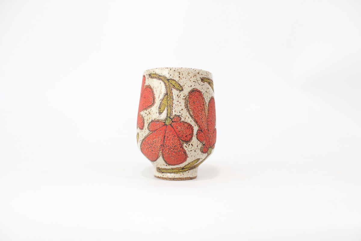 055. Red Flower Cup (no handle) - 13oz.