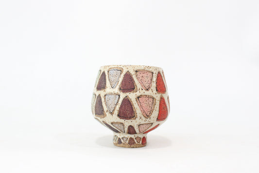 058. Rainbow Triangles Cup (no handle) - 10oz.