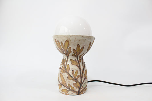 076. Bird Globe Tabletop Lamp - approx. 11.5"h x 6.5"w (height without shade 8.25")
